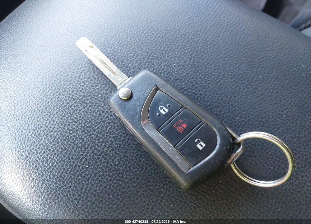 2020 TOYOTA RAV4 HYBRID VIN: 2T3LWRFV0LW048097