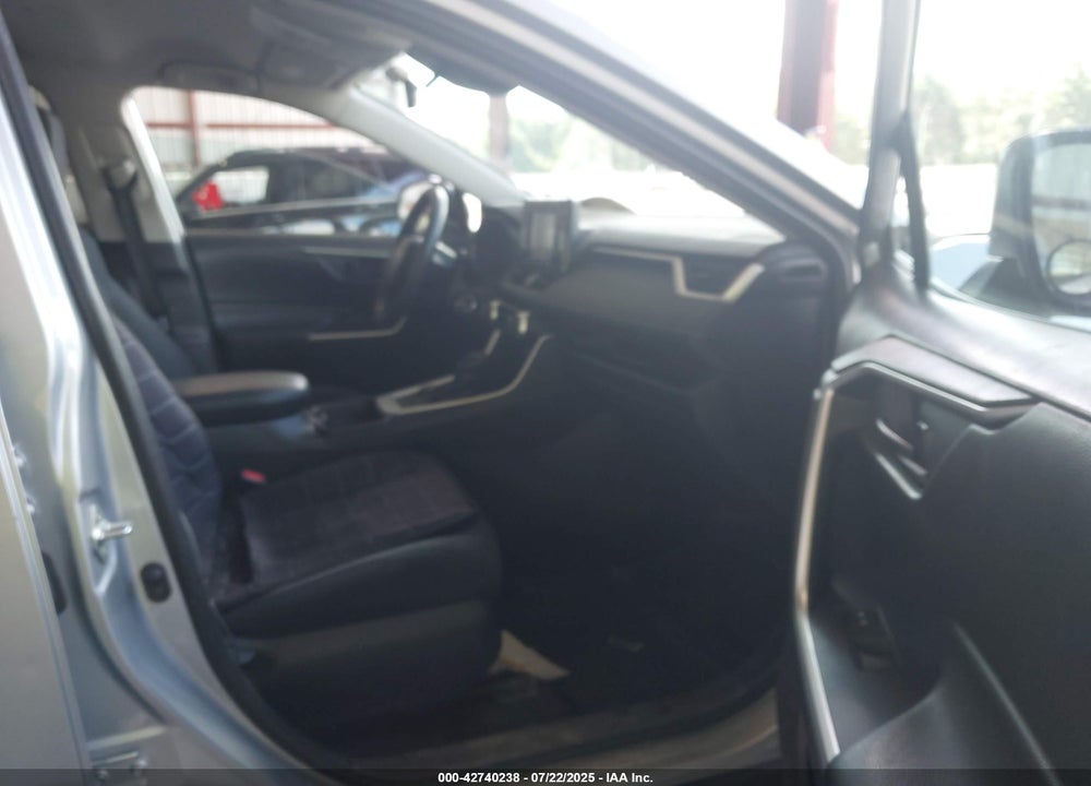2020 TOYOTA RAV4 HYBRID VIN: 2T3LWRFV0LW048097