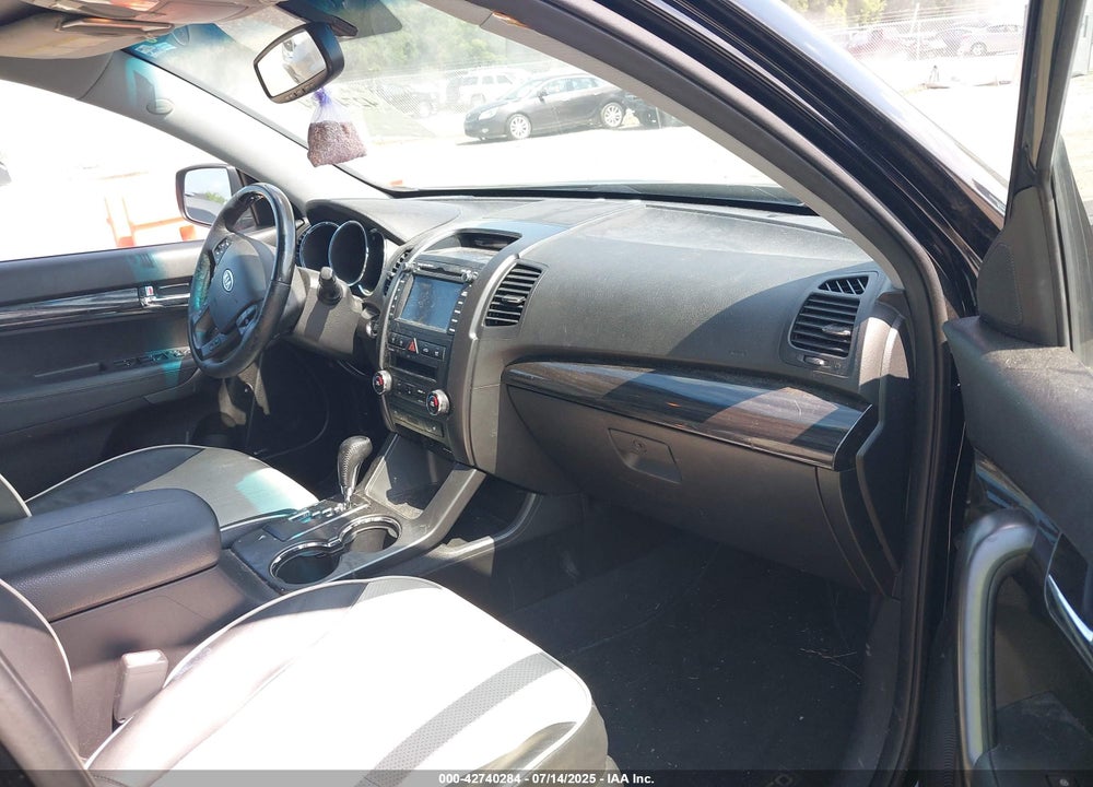2012 KIA SORENTO VIN: 5XYKW4A2XCG232506