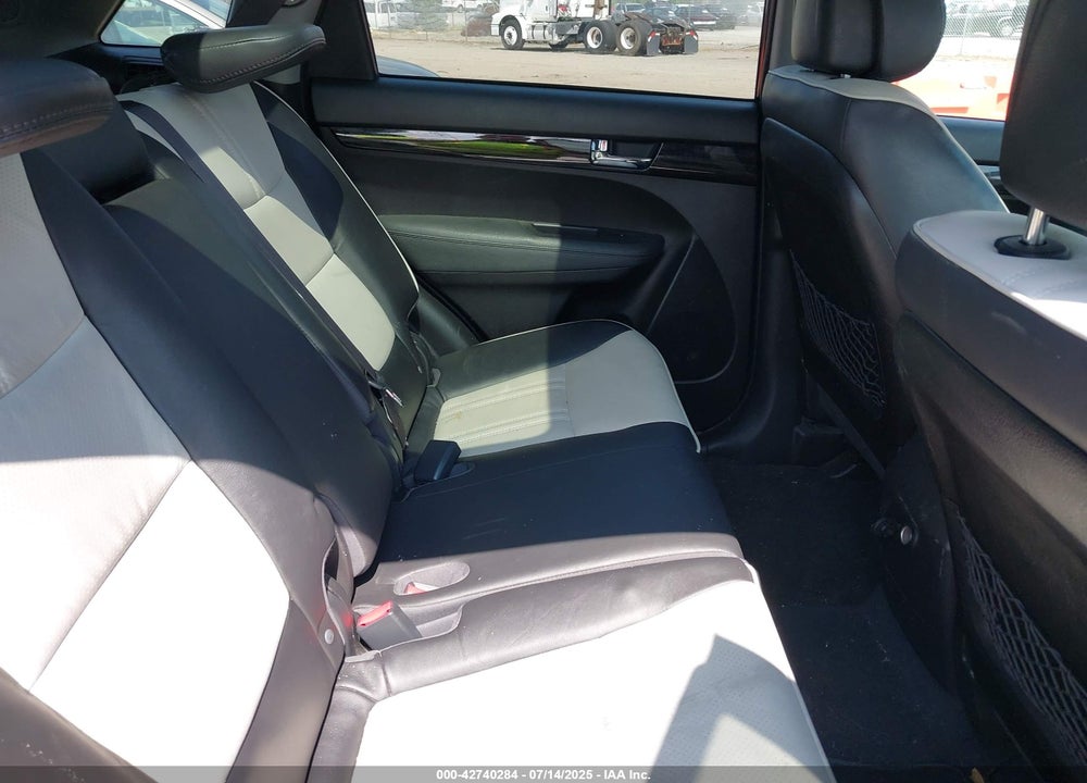 2012 KIA SORENTO VIN: 5XYKW4A2XCG232506