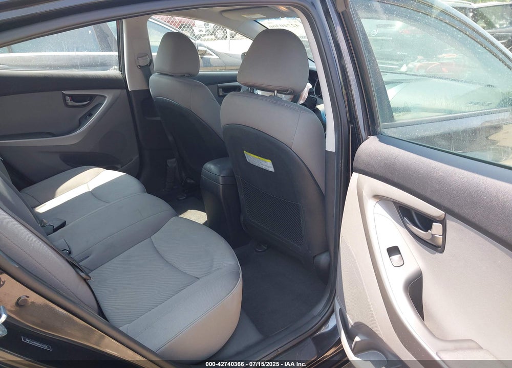 2013 HYUNDAI ELANTRA VIN: 5NPDH4AE6DH214334