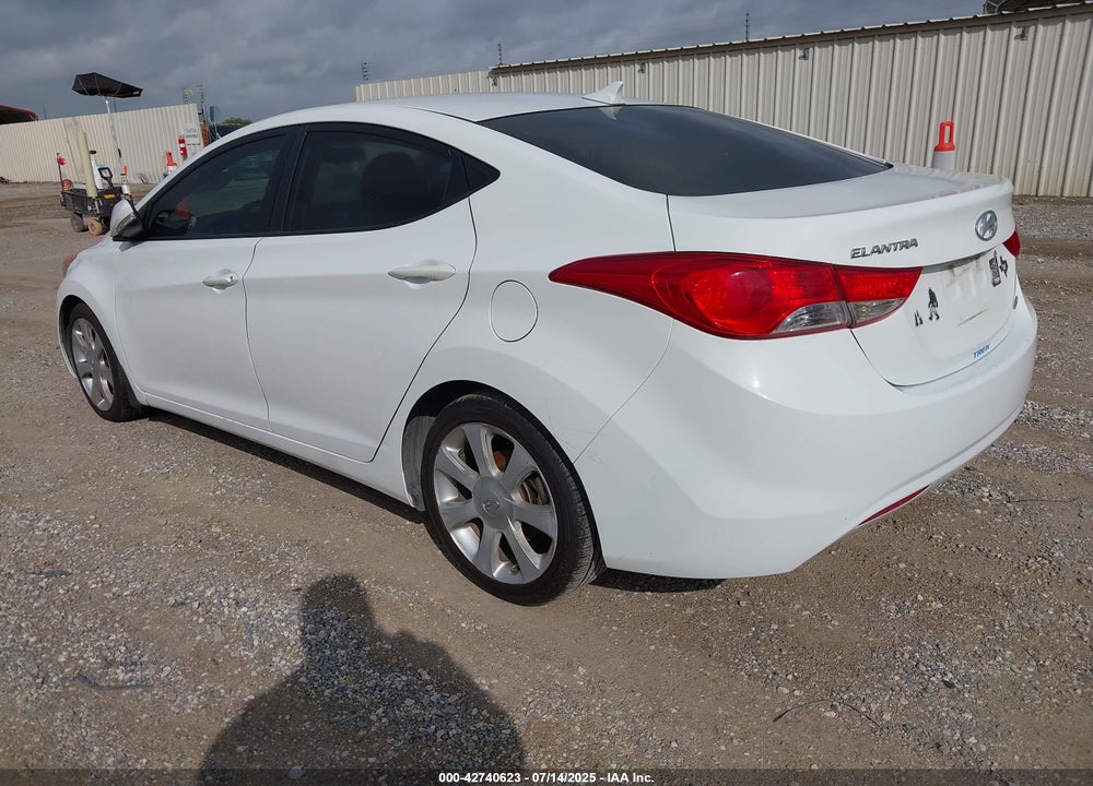 2013 HYUNDAI ELANTRA VIN: 5NPDH4AE0DH231162