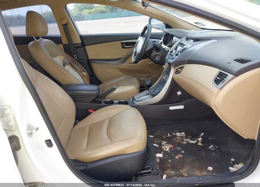 2013 HYUNDAI ELANTRA VIN: 5NPDH4AE0DH231162