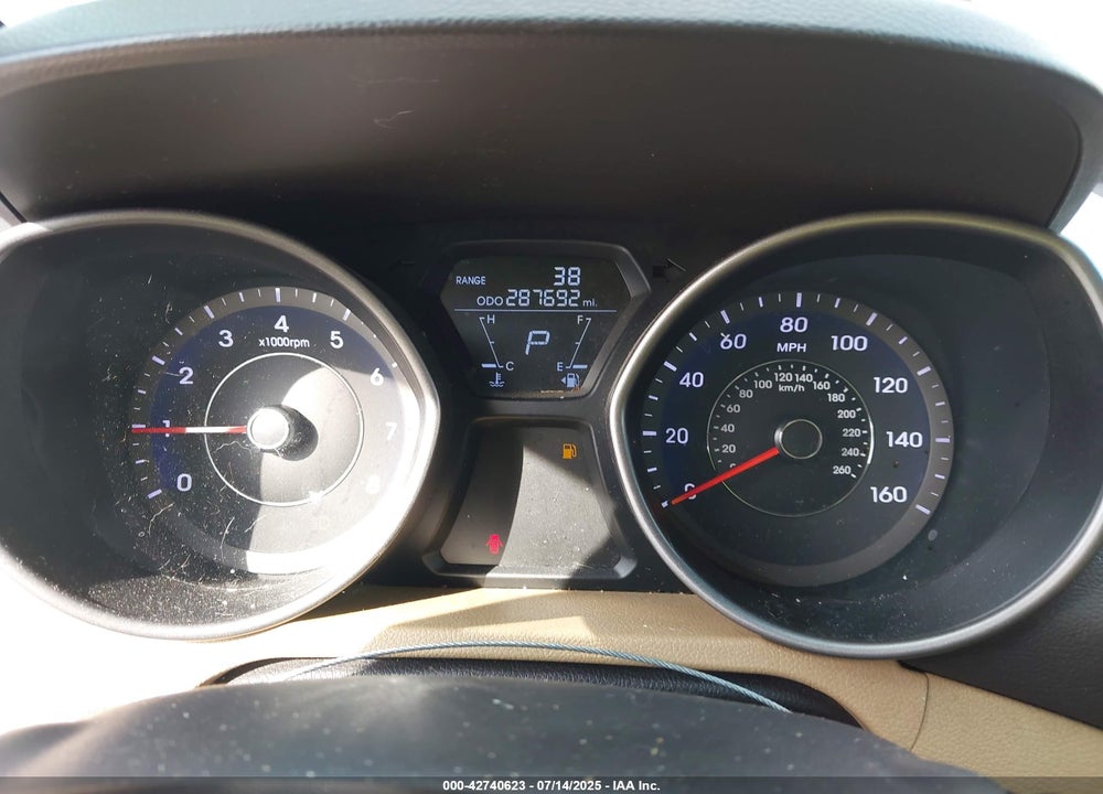 2013 HYUNDAI ELANTRA VIN: 5NPDH4AE0DH231162