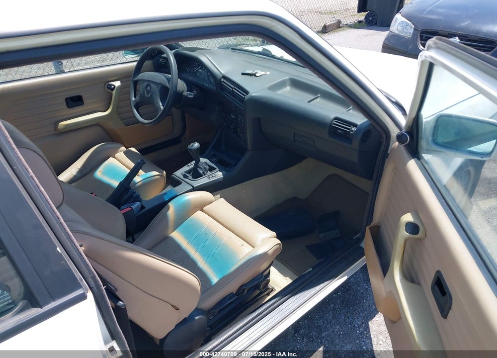 1991 BMW 318 IS VIN: WBAAF9317MEE67291