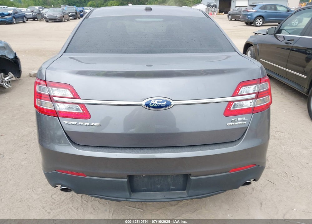 2013 FORD TAURUS VIN: 1FAHP2E80DG209461