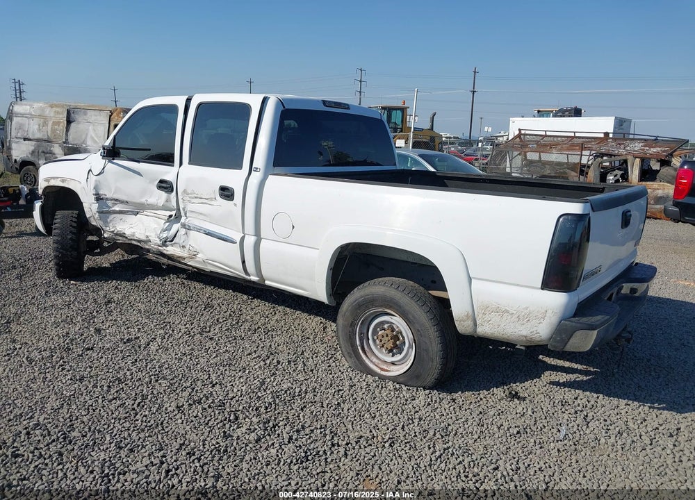 2005 GMC SIERRA 2500HD SLE VIN: 1GTHK23275F842280