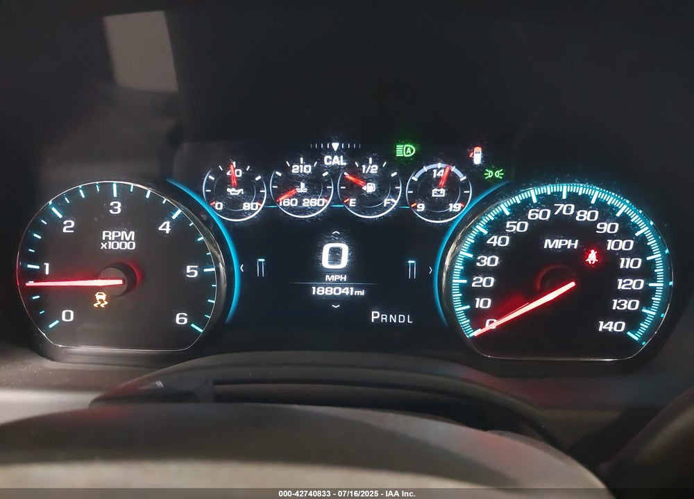 2018 GMC YUKON XL VIN: 1GKS2HKJ3JR239843