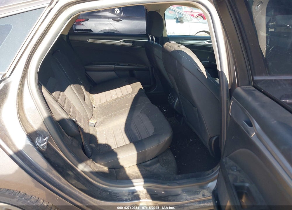 2020 FORD FUSION SE VIN: 3FA6P0T94LR191156