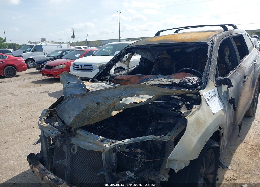 2019 TOYOTA HIGHLANDER VIN: 5TDZZRFHXKS327102