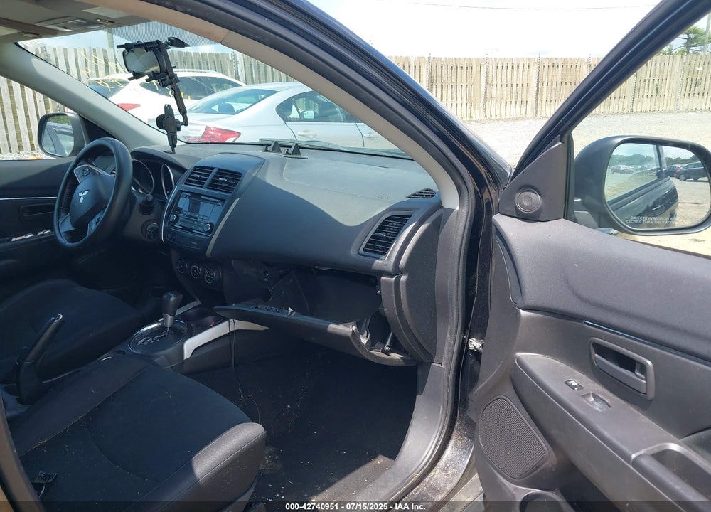 2014 MITSUBISHI OUTLANDER SPORT ES VIN: 4A4AR3AU5EE003699