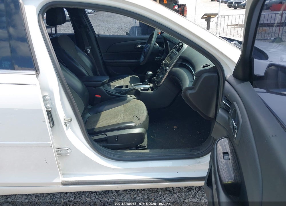 2015 CHEVROLET MALIBU VIN: 1G11C5SL6FU143822