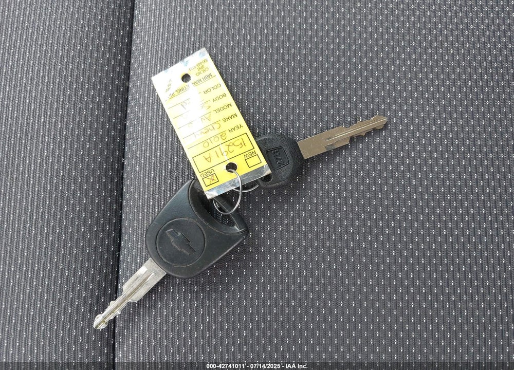 2010 CHEVROLET AVEO VIN: KL1TD5DE5AB077867