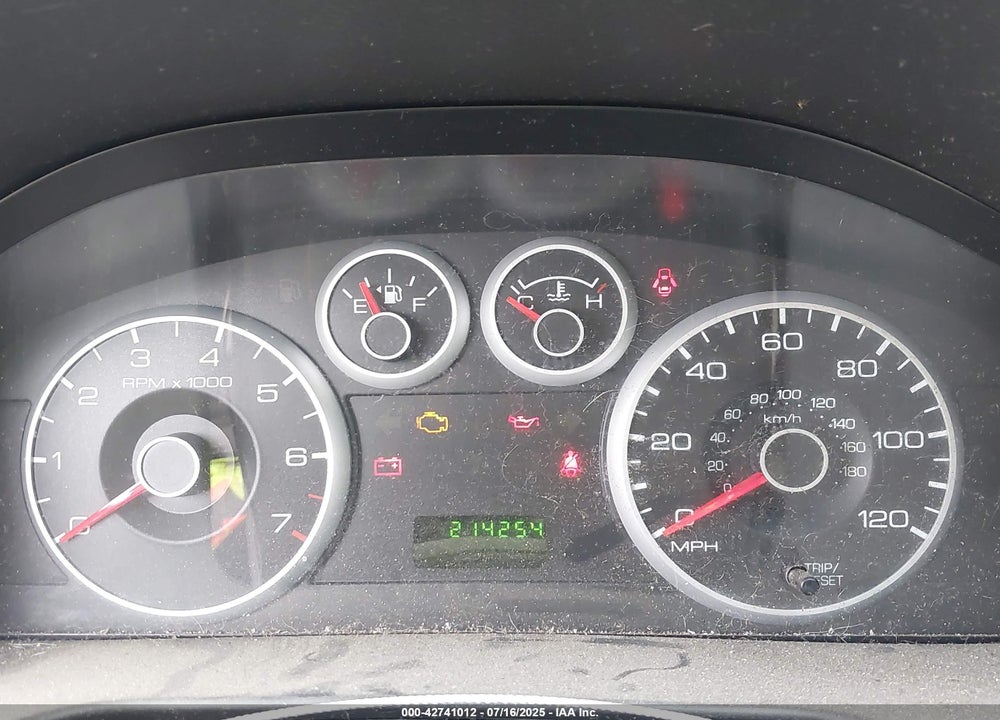 2008 FORD FUSION VIN: 3FAHP06ZX8R111239