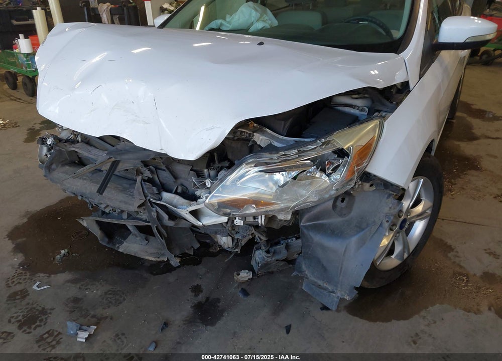 2014 FORD FOCUS SE VIN: 1FADP3F24EL144699