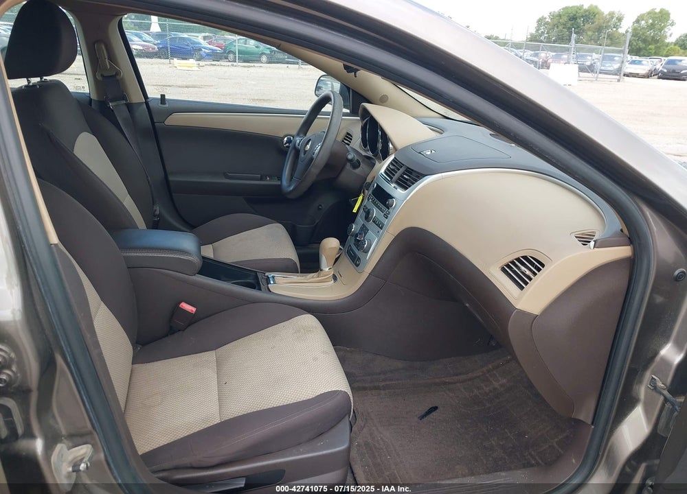 2011 CHEVROLET MALIBU LS VIN: 1G1ZB5E17BF192591