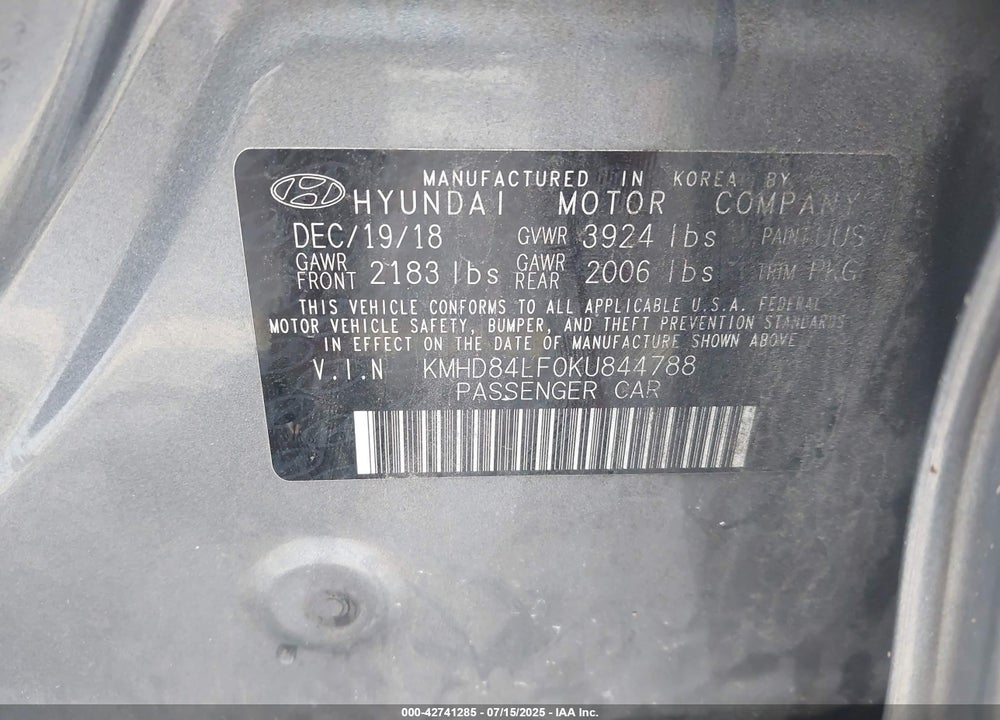 2019 HYUNDAI ELANTRA VIN: KMHD84LF0KU844788