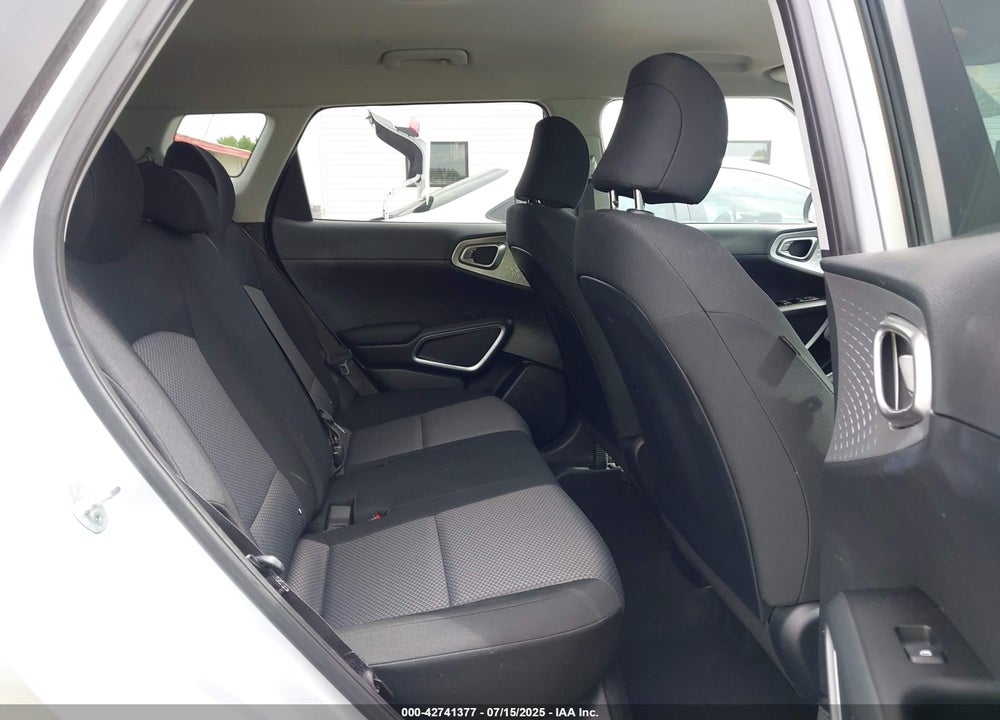 2021 KIA SOUL VIN: KNDJ23AU1M7792710