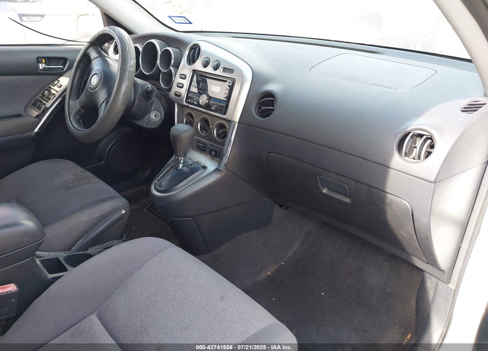2003 TOYOTA MATRIX VIN: 2T1KR32E73C141926