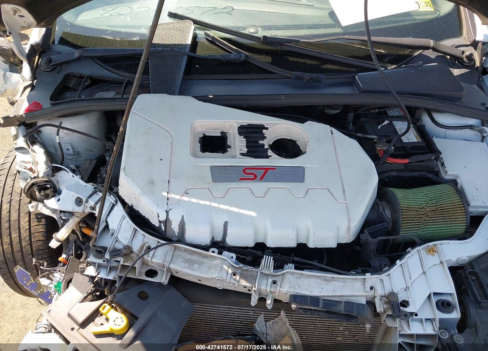 2017 FORD FOCUS VIN: 1FADP3L95HL227872