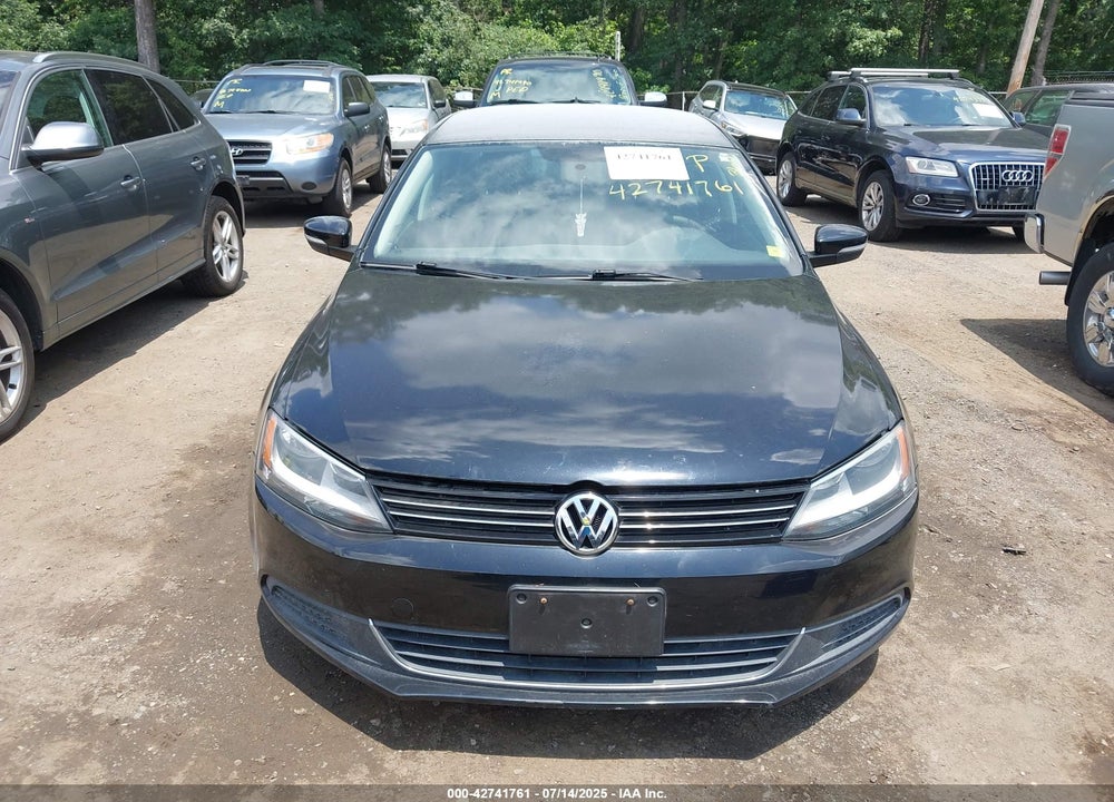 2014 VOLKSWAGEN JETTA VIN: 3VWD17AJ4EM298973