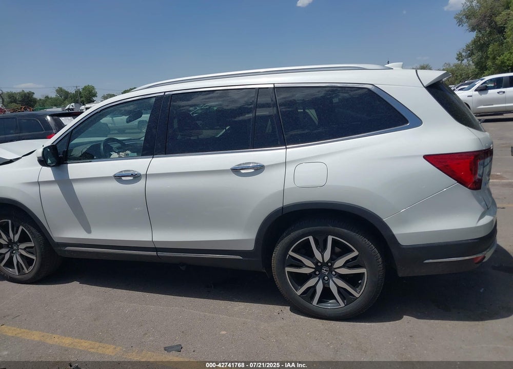 2021 HONDA PILOT VIN: 5FNYF6H91MB061467