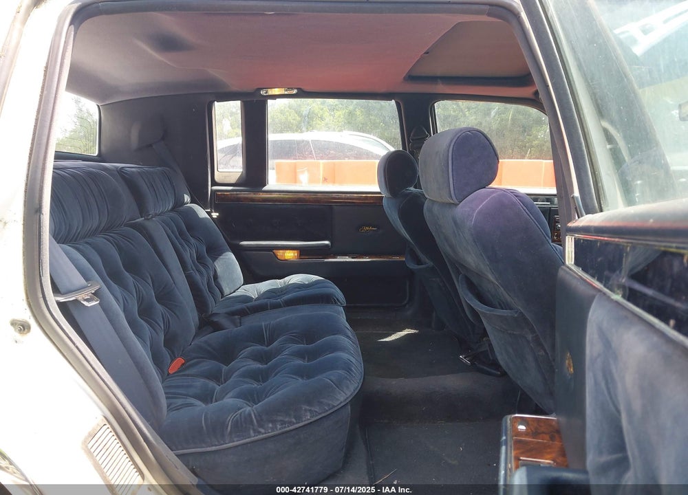 1991 CHRYSLER NEW YORKER FIFTH AVENUE VIN: 1C3XY66R1MD287237