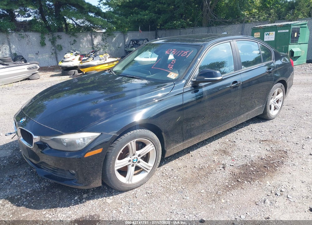 2013 BMW 3 SERIES VIN: WBA3B5G50DNS03045