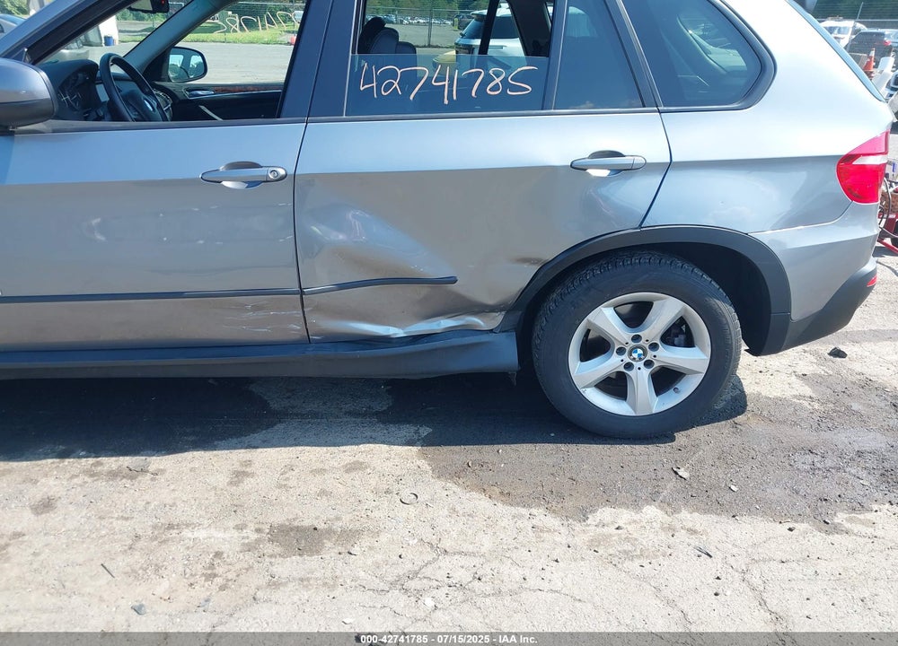 2008 BMW X5 VIN: 5UXFE435X8L026883