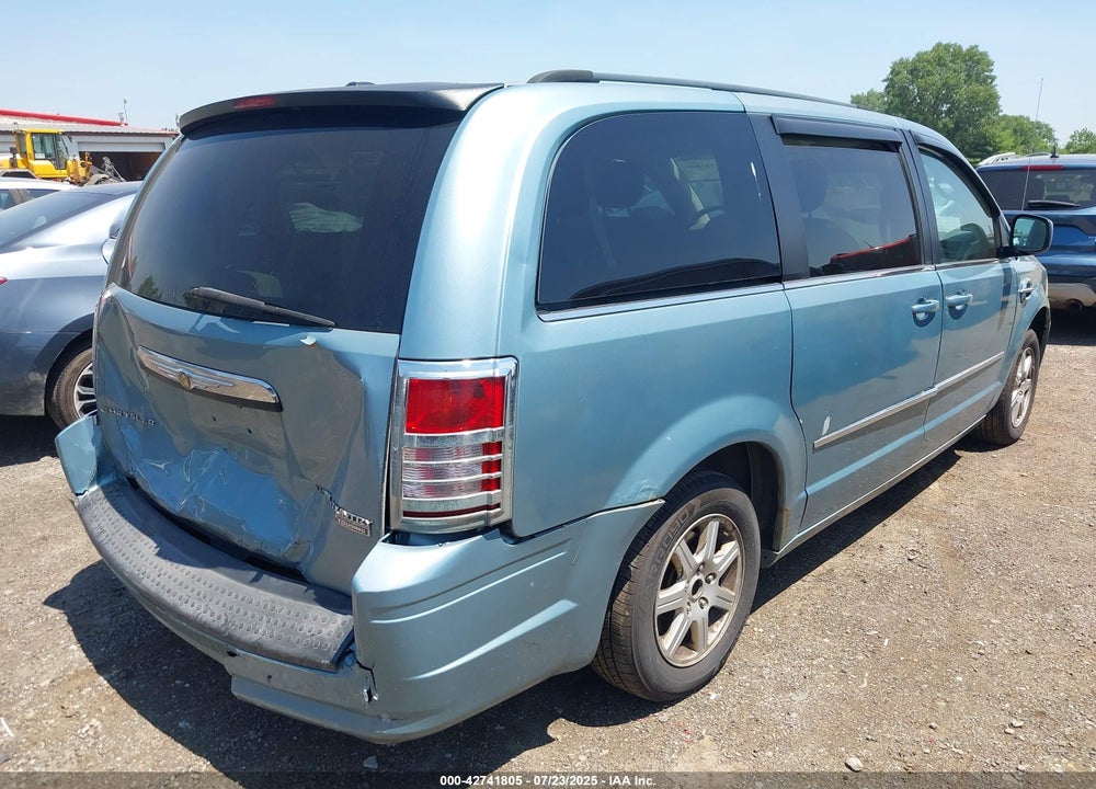 2010 CHRYSLER TOWN & COUNTRY TOURING VIN: 2A4RR5D17AR176610