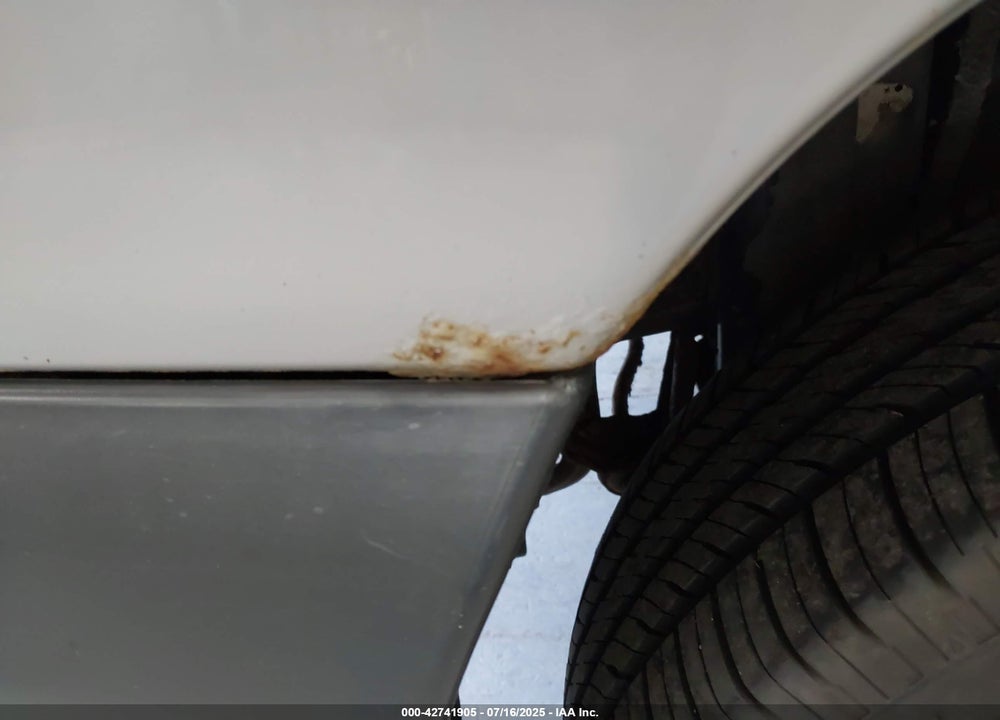 2001 SUBARU FORESTER L VIN: JF1SF63531G703379