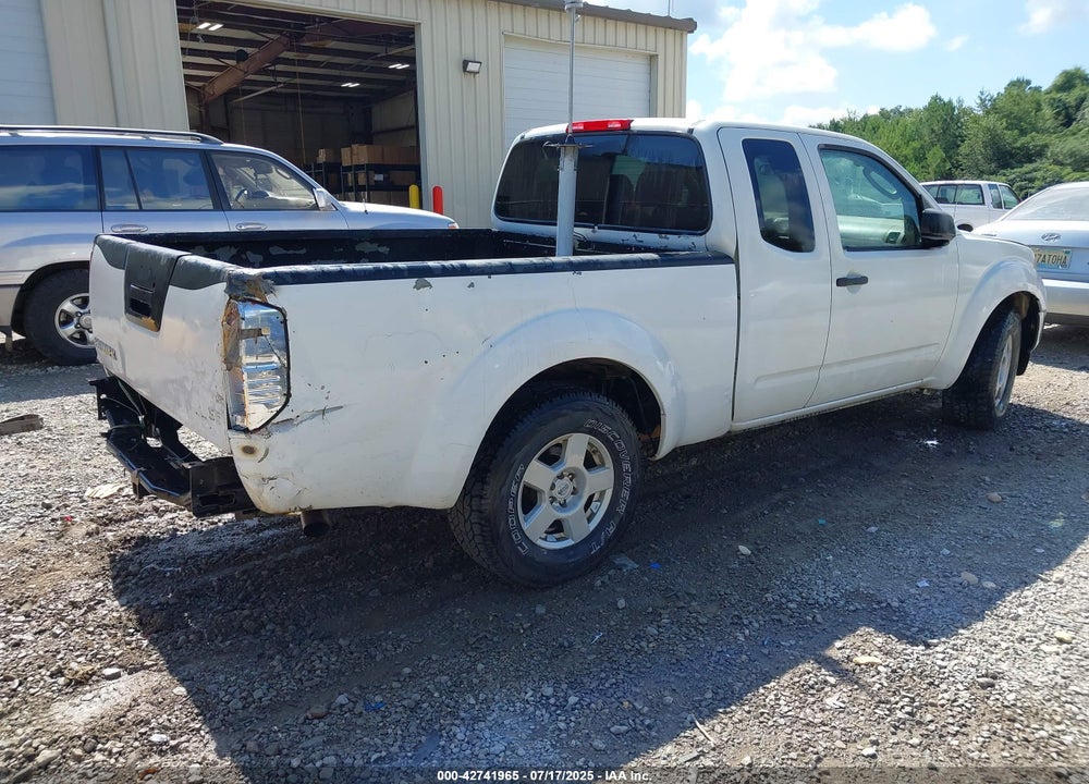 2005 NISSAN FRONTIER VIN: 1N6AD06U25C414001