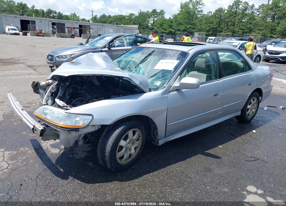 2002 HONDA ACCORD 2.3 EX/2.3 SE VIN: 1HGCG66802A100249