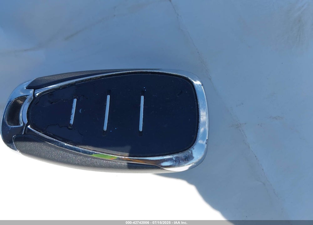 2019 CHEVROLET EQUINOX LT VIN: 3GNAXKEV8KS617830
