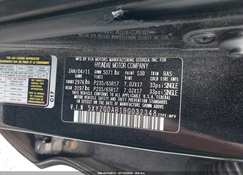 2011 HYUNDAI SANTA FE VIN: 5XYZGDAB1BG032348