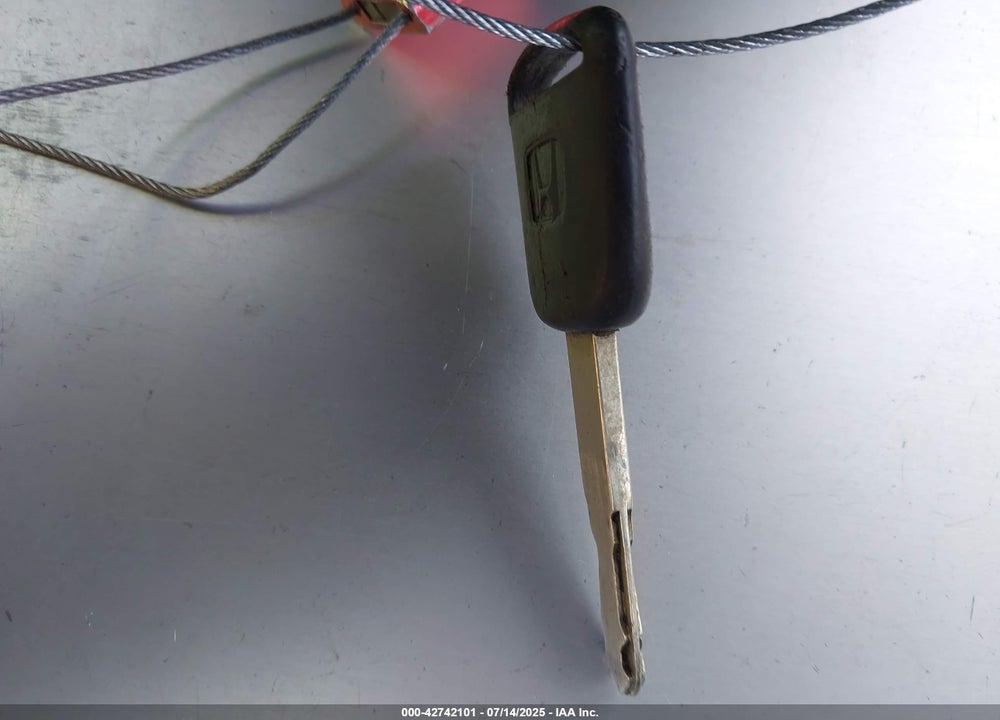 2003 HONDA CIVIC LX VIN: 2HGES16503H525697