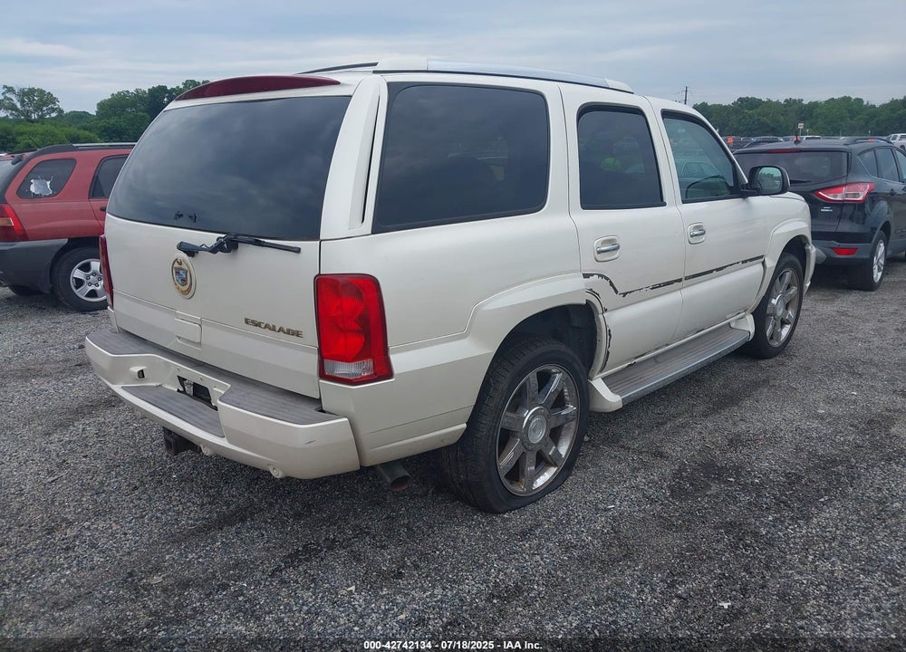 2005 CADILLAC ESCALADE STANDARD VIN: 1GYEK63N45R140494