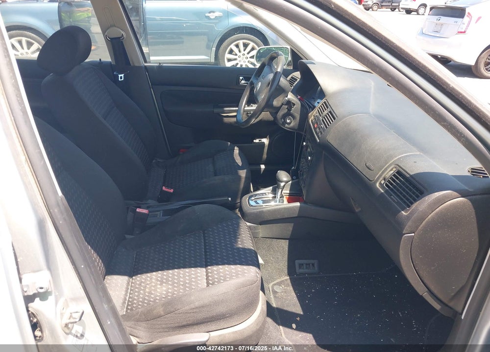 2004 VOLKSWAGEN JETTA GL VIN: 3VWRA69M44M041485
