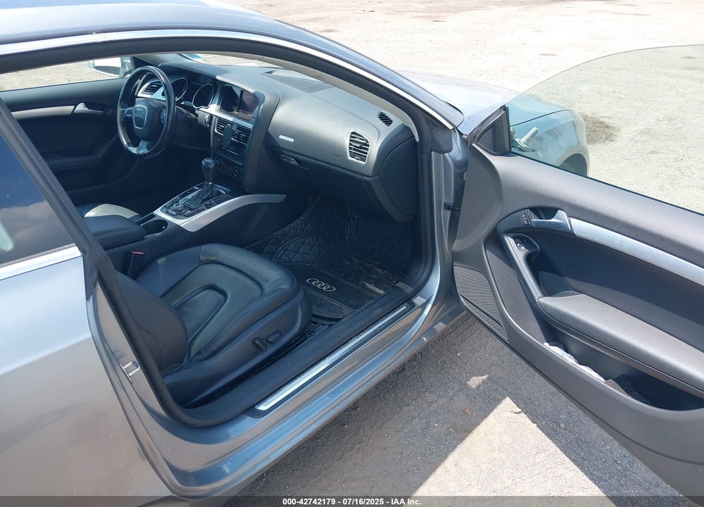 2010 AUDI A5 VIN: WAULFAFR6AA069646