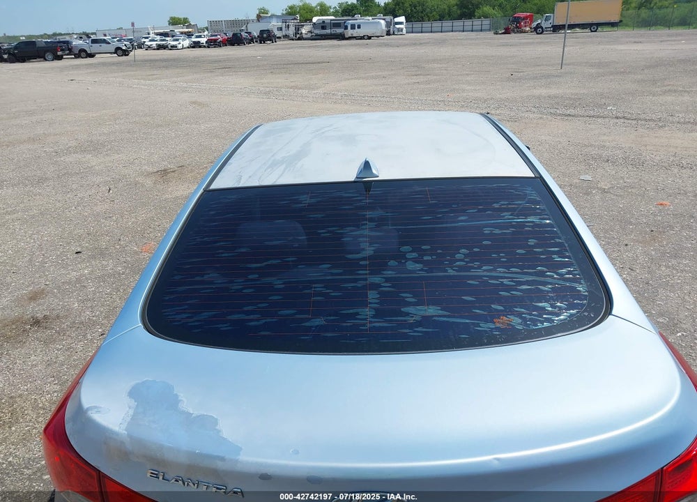 2012 HYUNDAI ELANTRA VIN: KMHDH4AE0CU462384