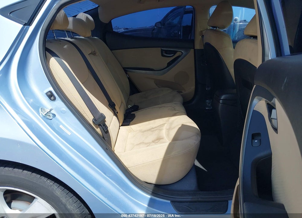 2012 HYUNDAI ELANTRA VIN: KMHDH4AE0CU462384