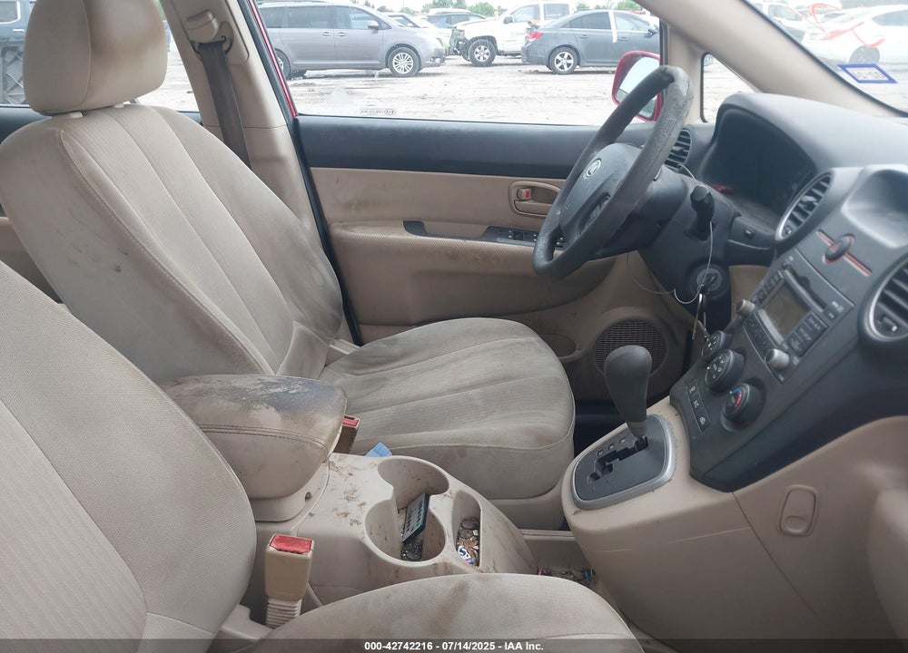 2009 KIA RONDO VIN: KNAFG528X97238137