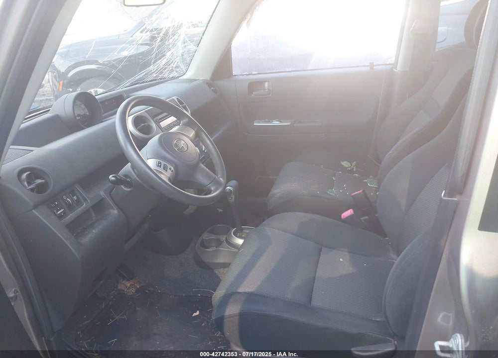 2006 SCION XB VIN: JTLKT324X64114837