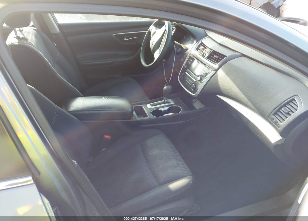 2018 NISSAN ALTIMA VIN: 1N4AL3AP2JC206595