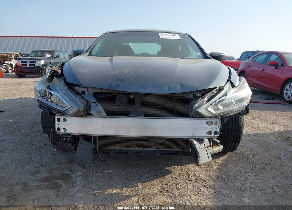 2018 NISSAN ALTIMA VIN: 1N4AL3AP2JC206595