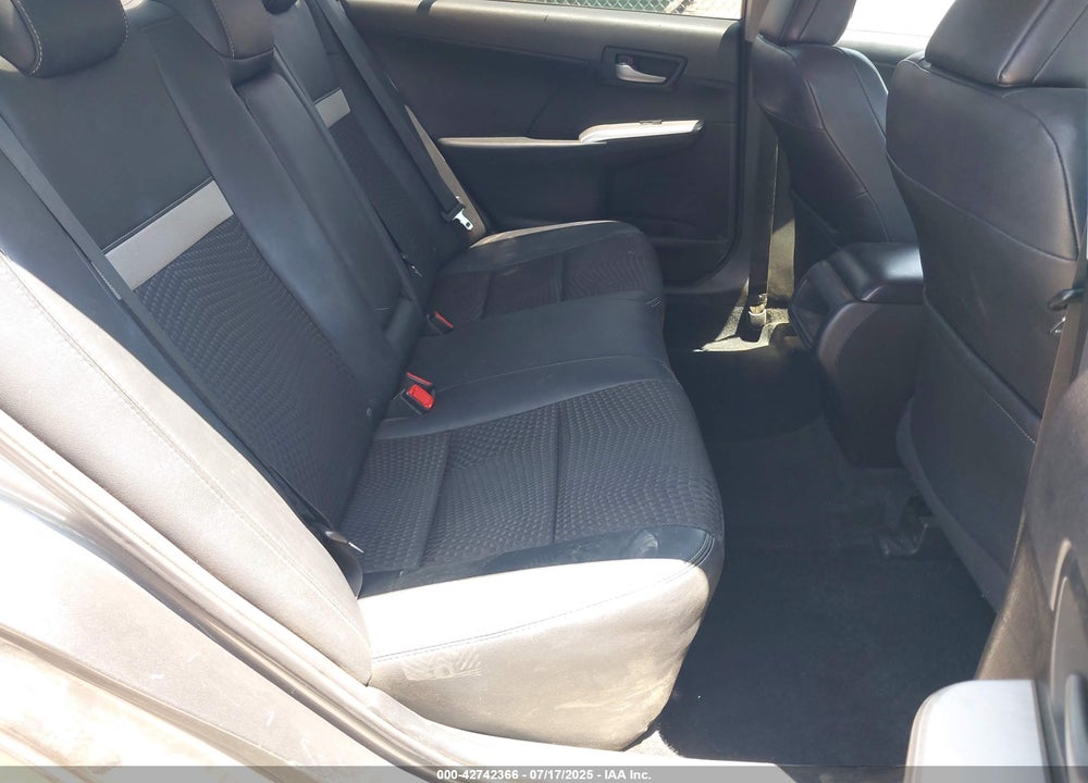 2012 TOYOTA CAMRY SE VIN: 4T1BF1FK1CU070623