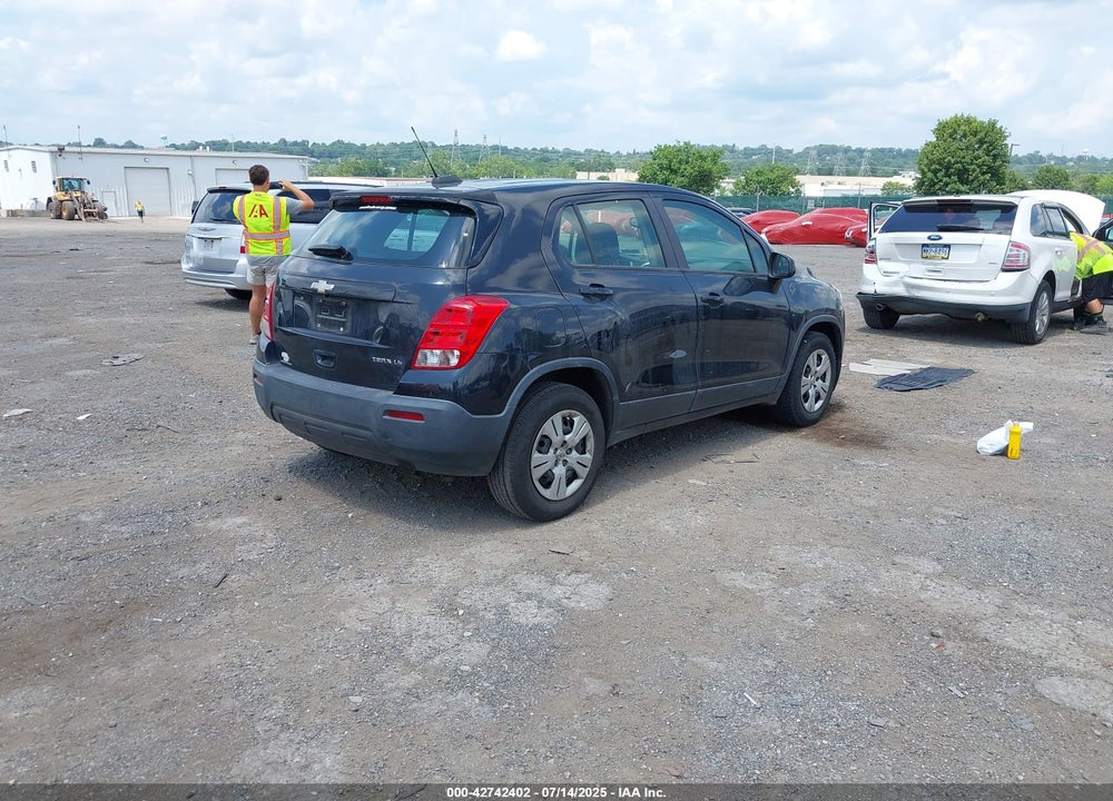 2015 CHEVROLET TRAX VIN: KL7CJKSB4FB060071