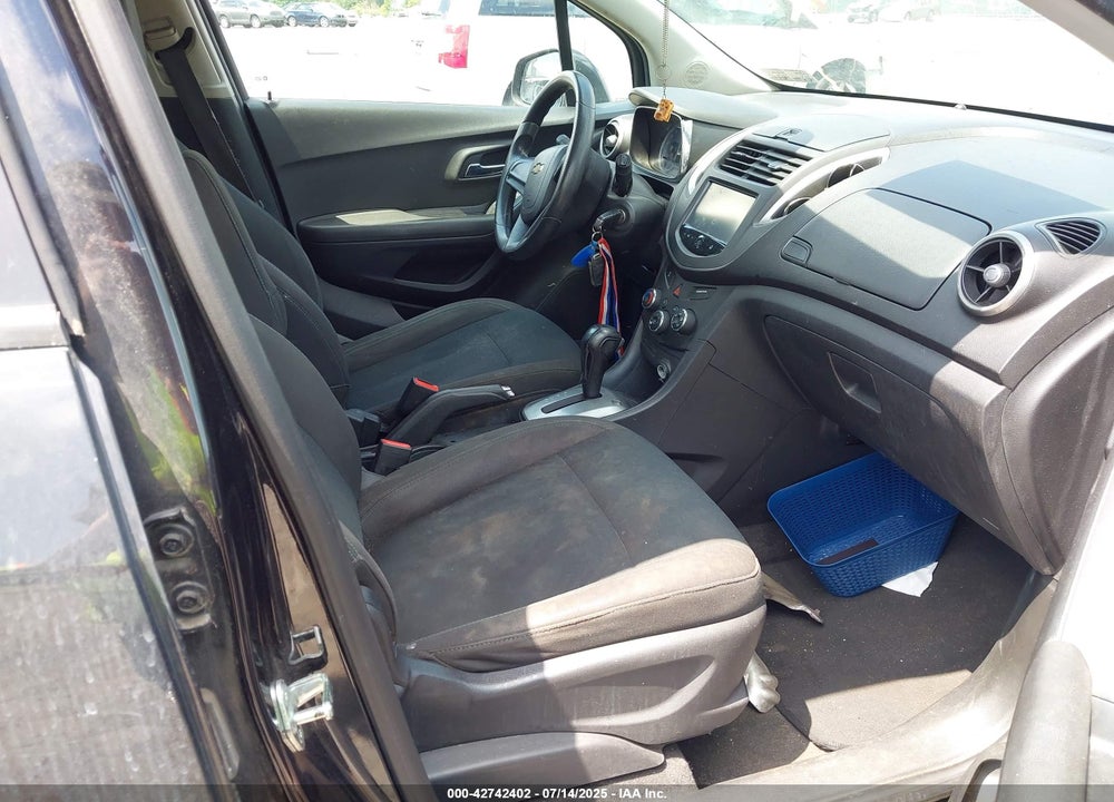 2015 CHEVROLET TRAX VIN: KL7CJKSB4FB060071