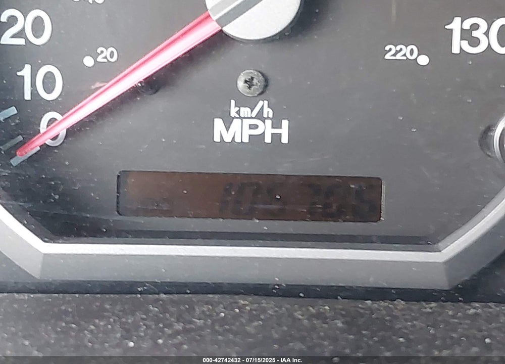 2004 KIA SEDONA EX/LX VIN: KNDUP131X46567049