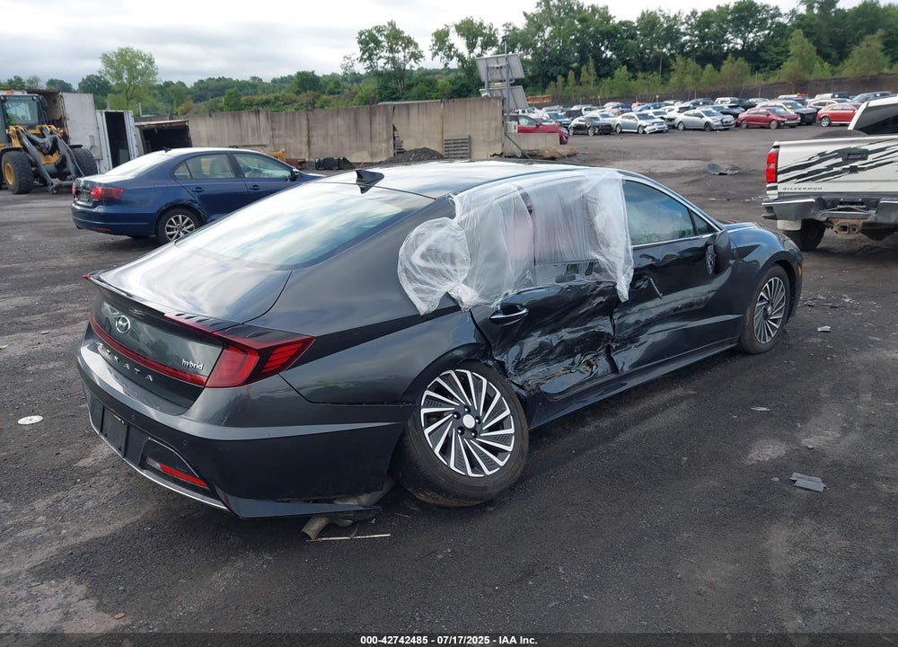 2021 HYUNDAI SONATA LIMITED VIN: KMHL54JJ2MA018640
